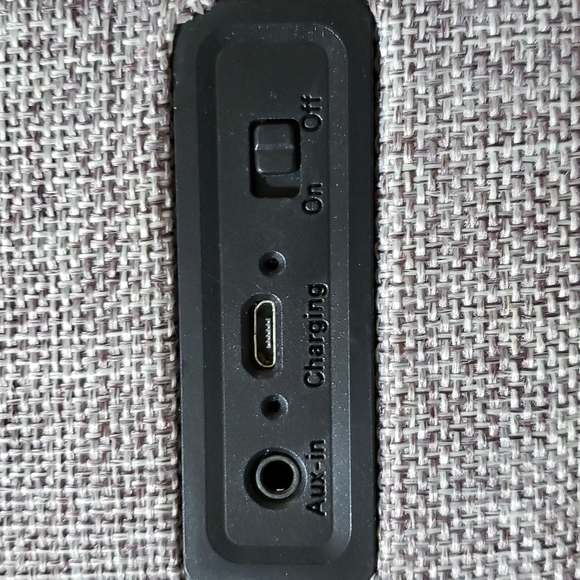Sharper Image Bluetooth speaker - Picture 6 of 7